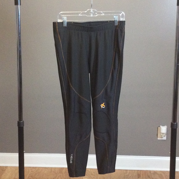 L Opedix knee action tights - Picture 5 of 16